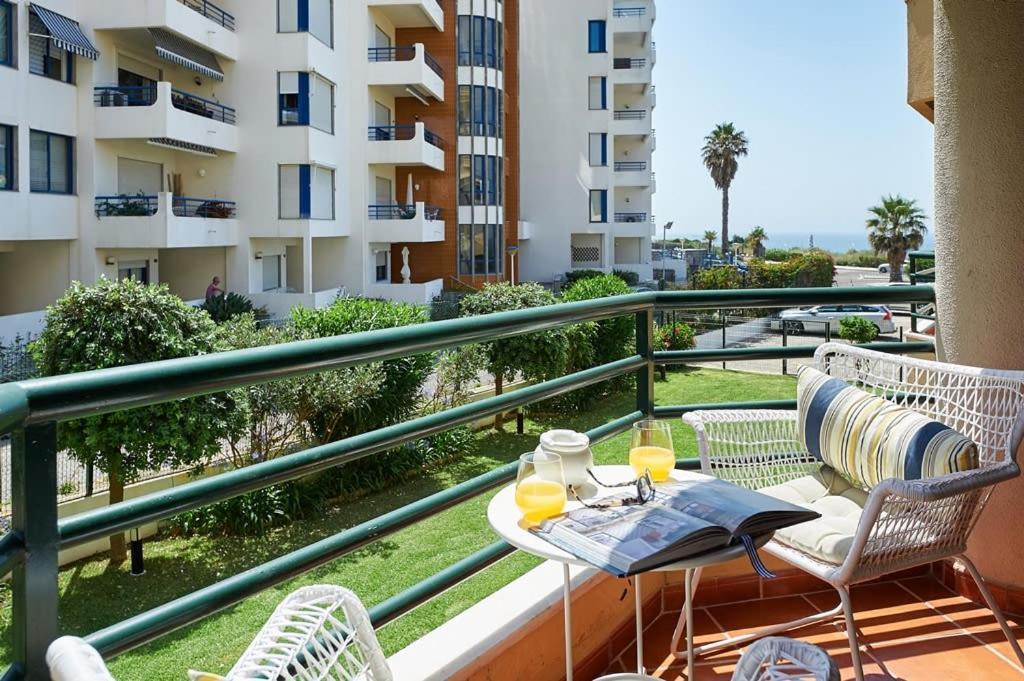 Oceanario 2 Bedroom Apartment - Sea View And Pool Cascais Eksteriør bilde